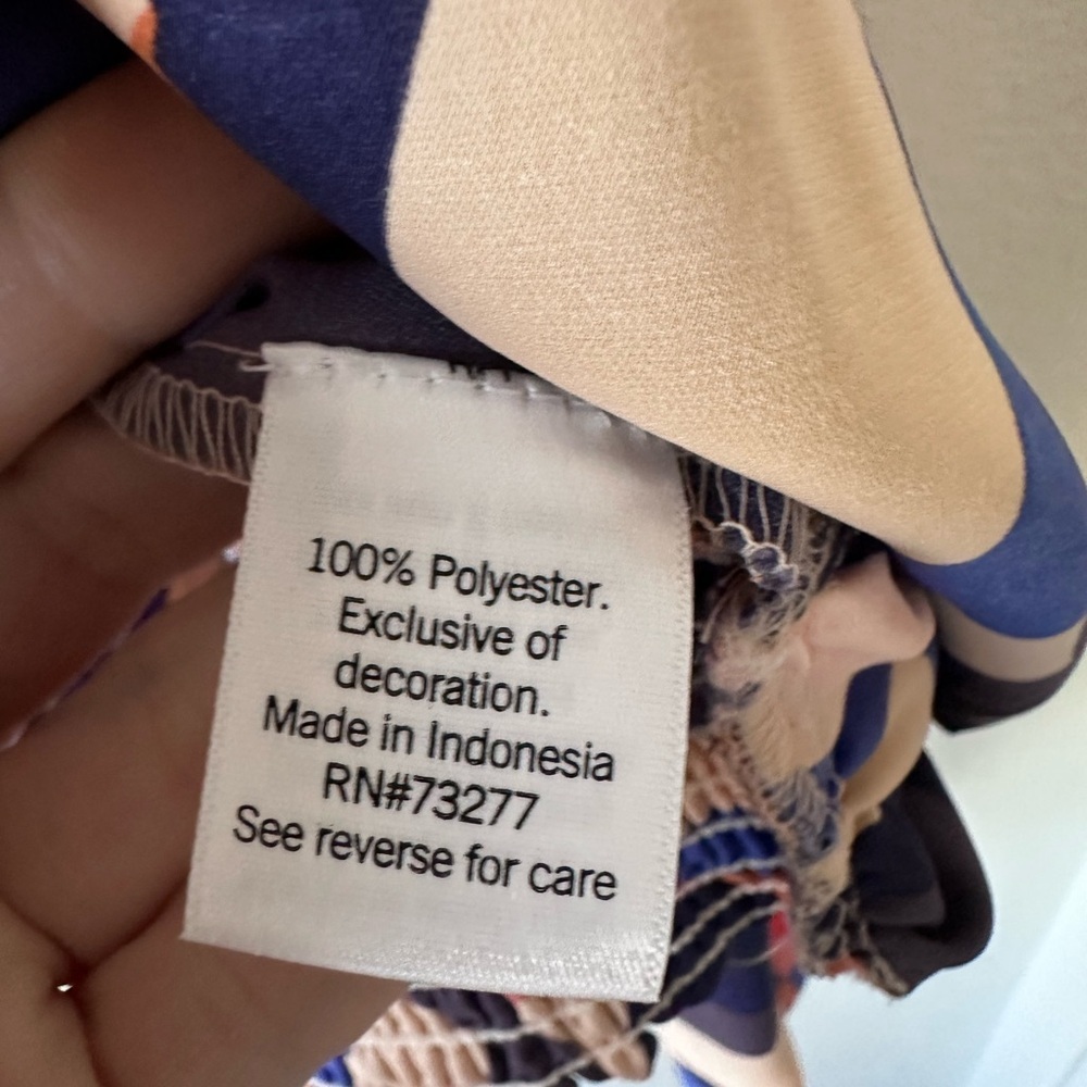 Nine West Navy Multicolor Abstract Print Short Sleeve Blouse - Picture 4 of 4
